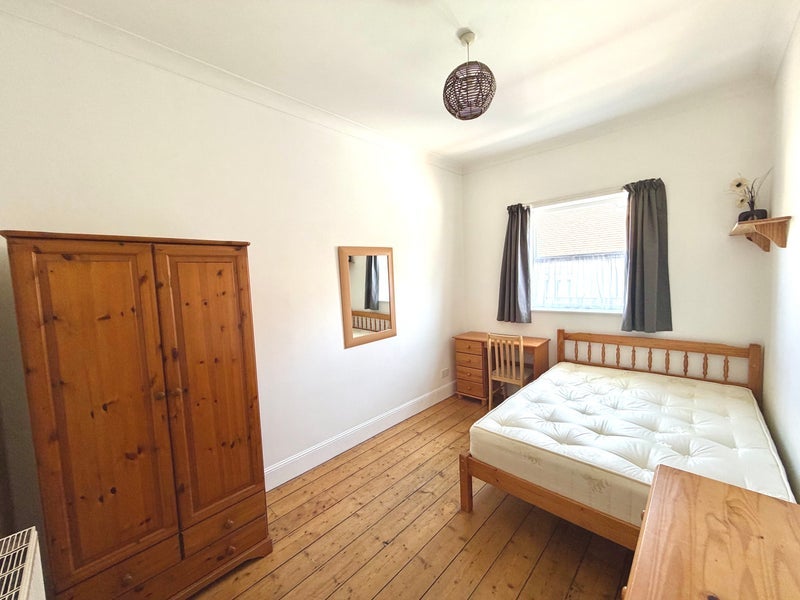 Room Spencer Road in Bournemouth