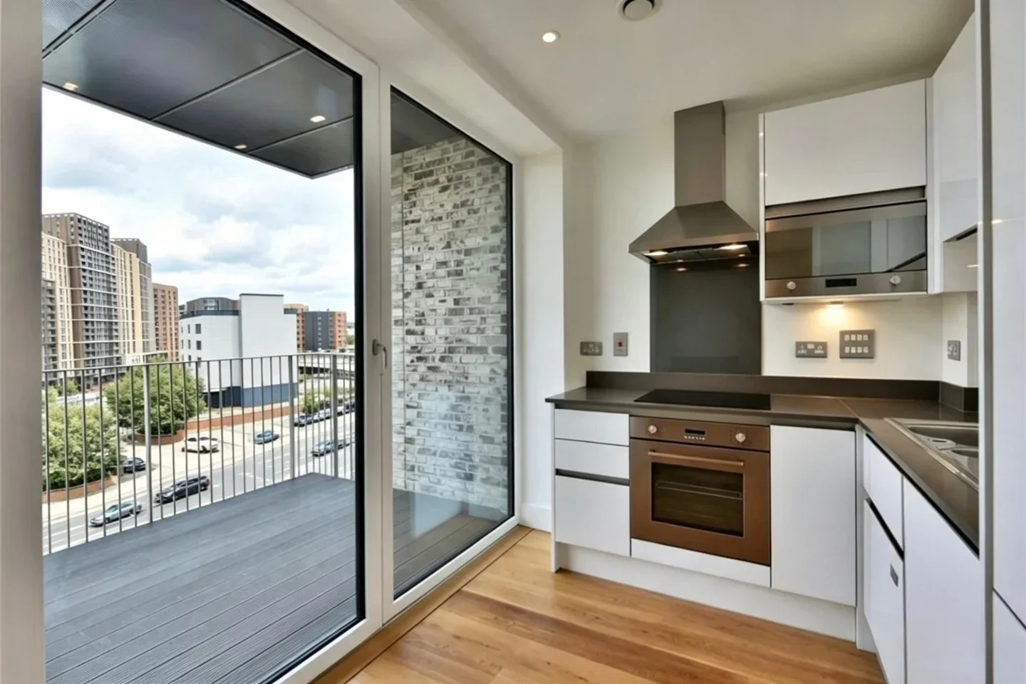 Flat Emily Street in Greater London