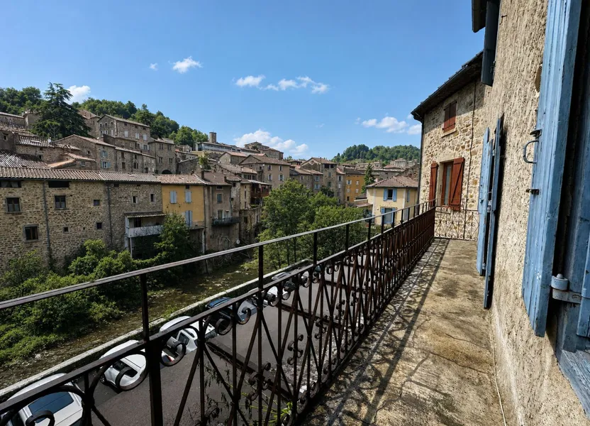 Appartement Avenue de la République à Largentière