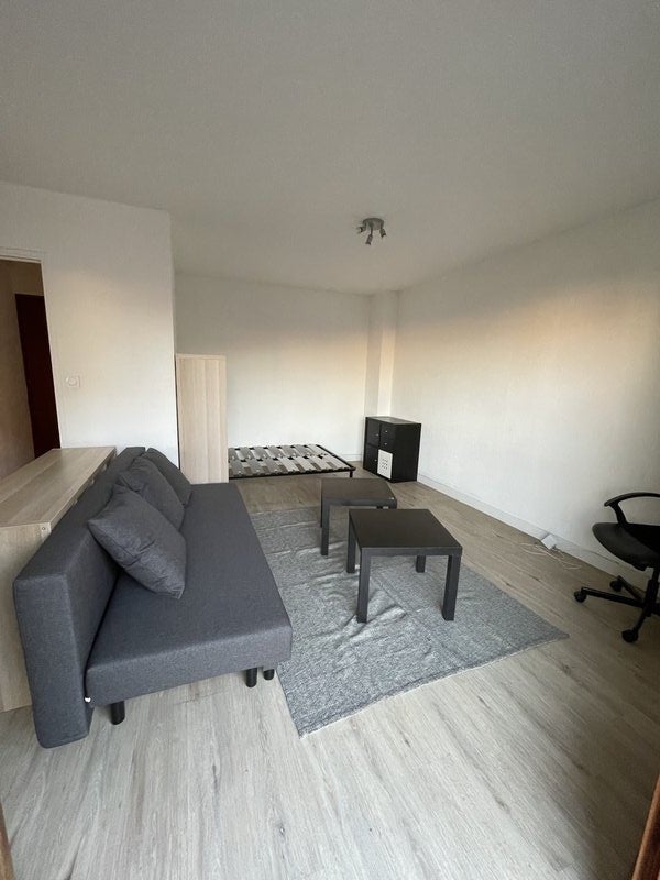 Flat Rue Frédéric Desmond in Marseille