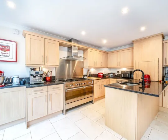 House Langdon Park in Greater London