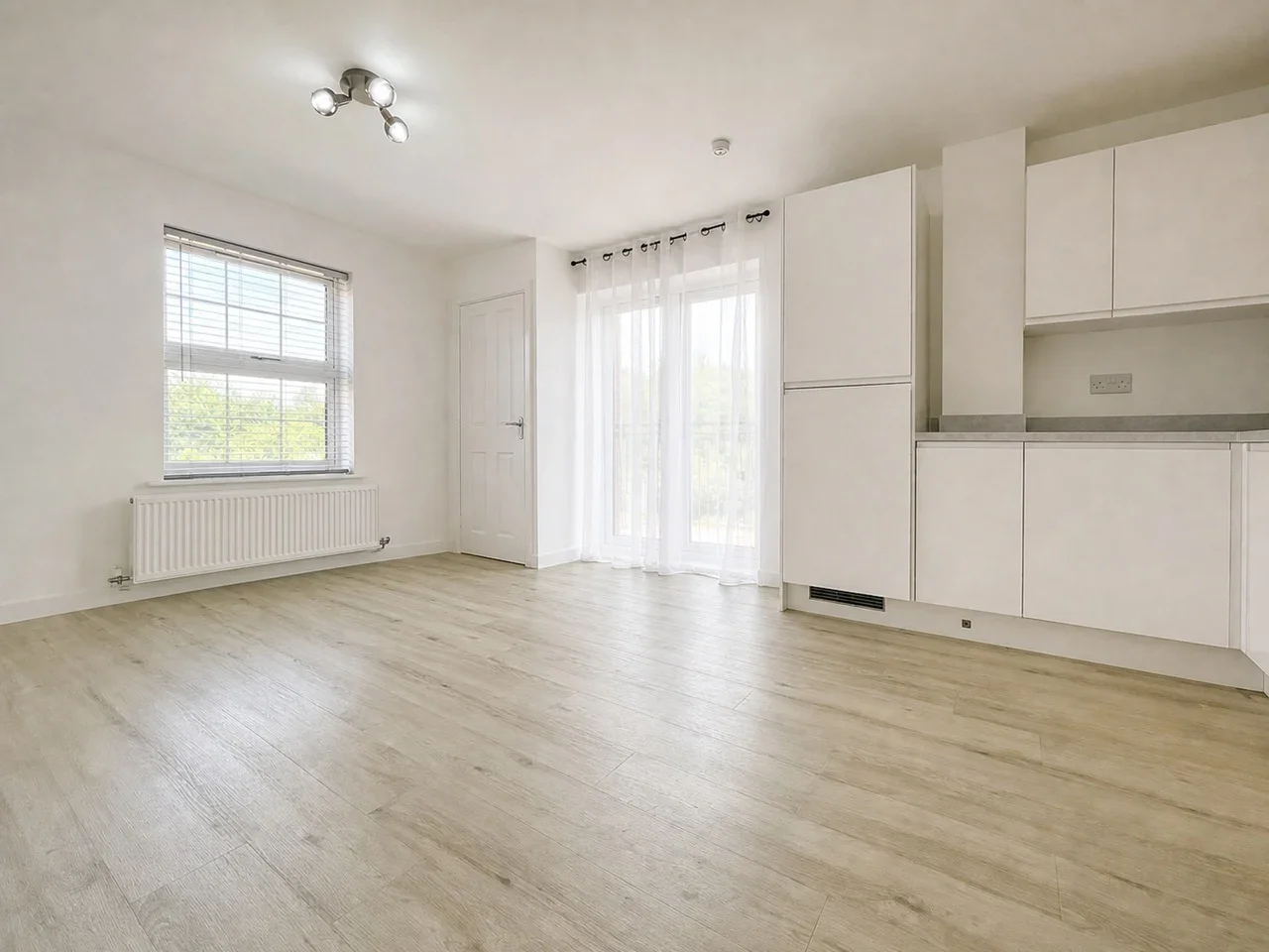 Flat Herriot Road in Greater London