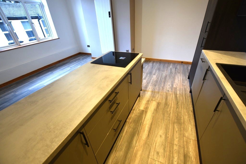 Flat Brackley Street in Farnworth