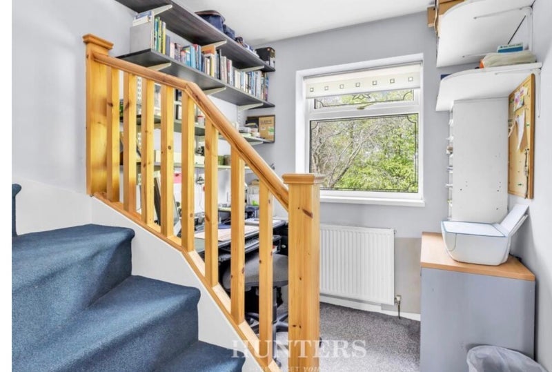 Room Whitegates Road in Middleton