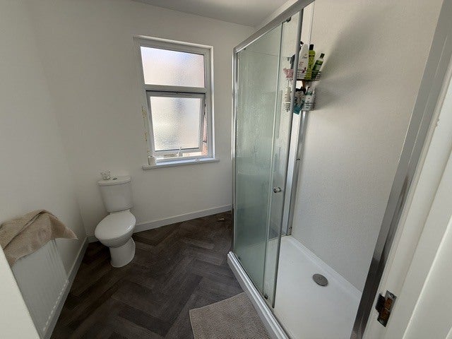 Room Swinton Street in Cardiff