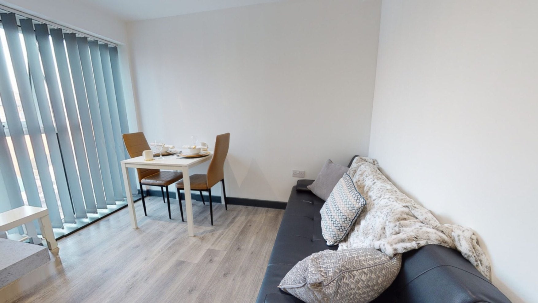 Room Dumfries Street in Luton