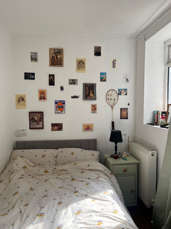 Room Cranfield Road in Greater London