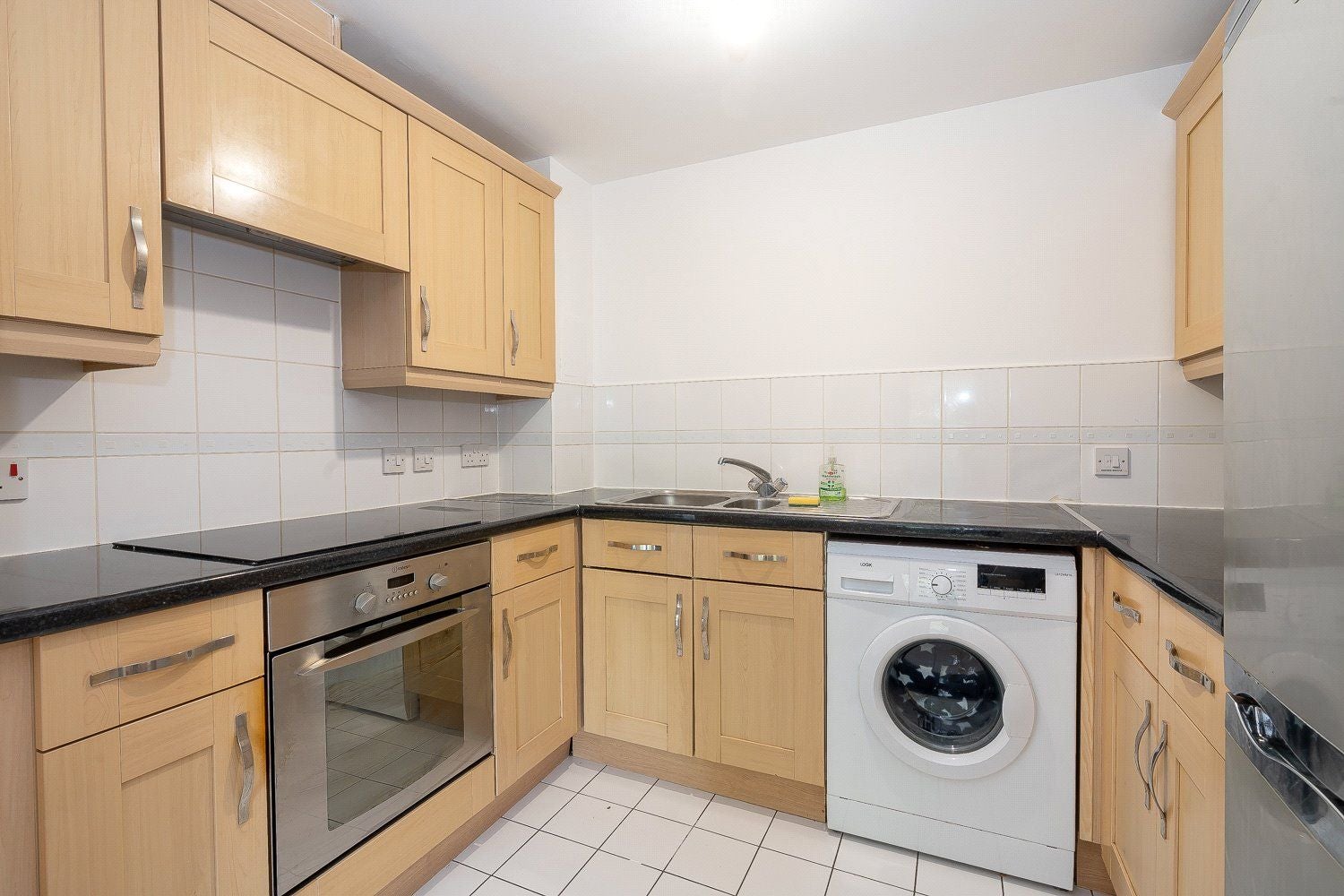 Flat Mckenzie Court in Maidstone