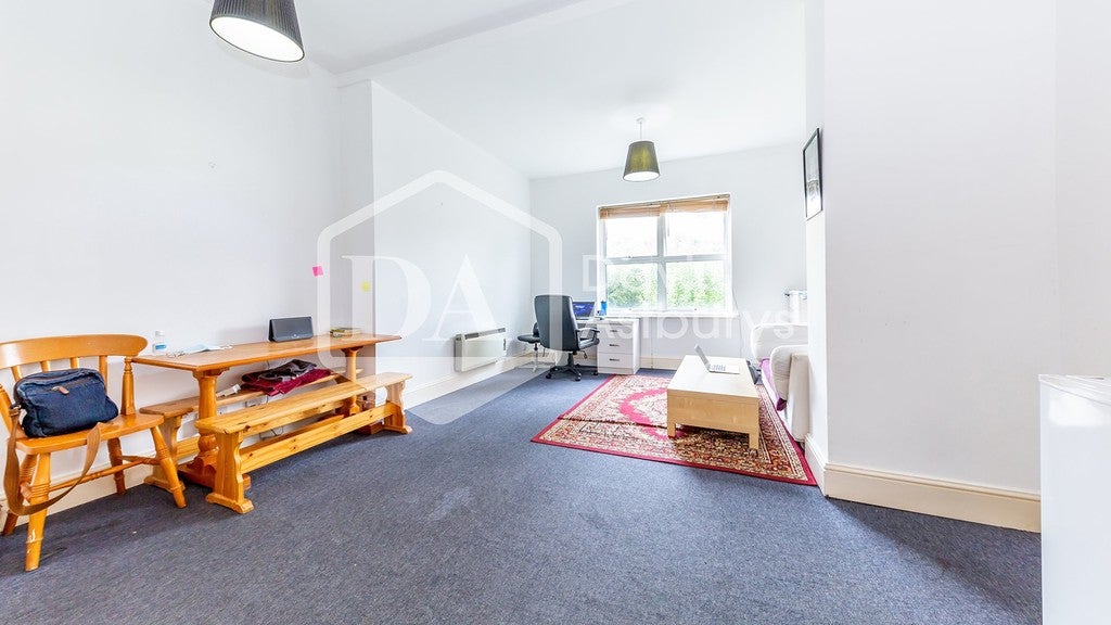 Flat Camden Road in Greater London