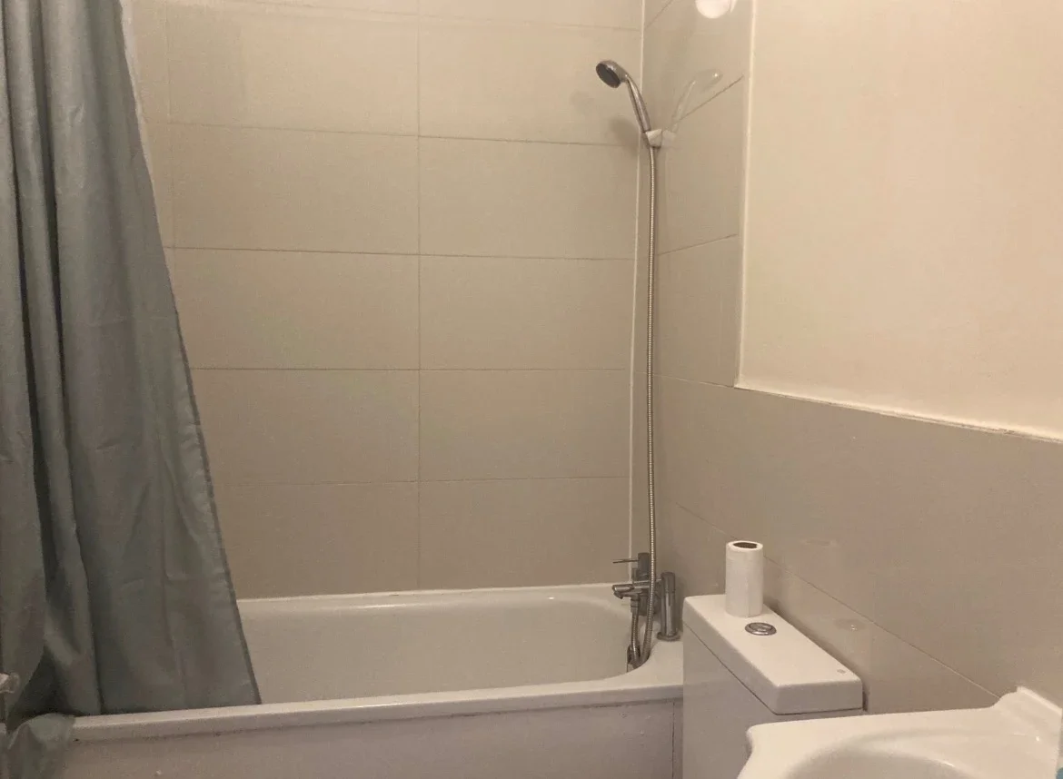 Flat South Birkbeck Road in Greater London