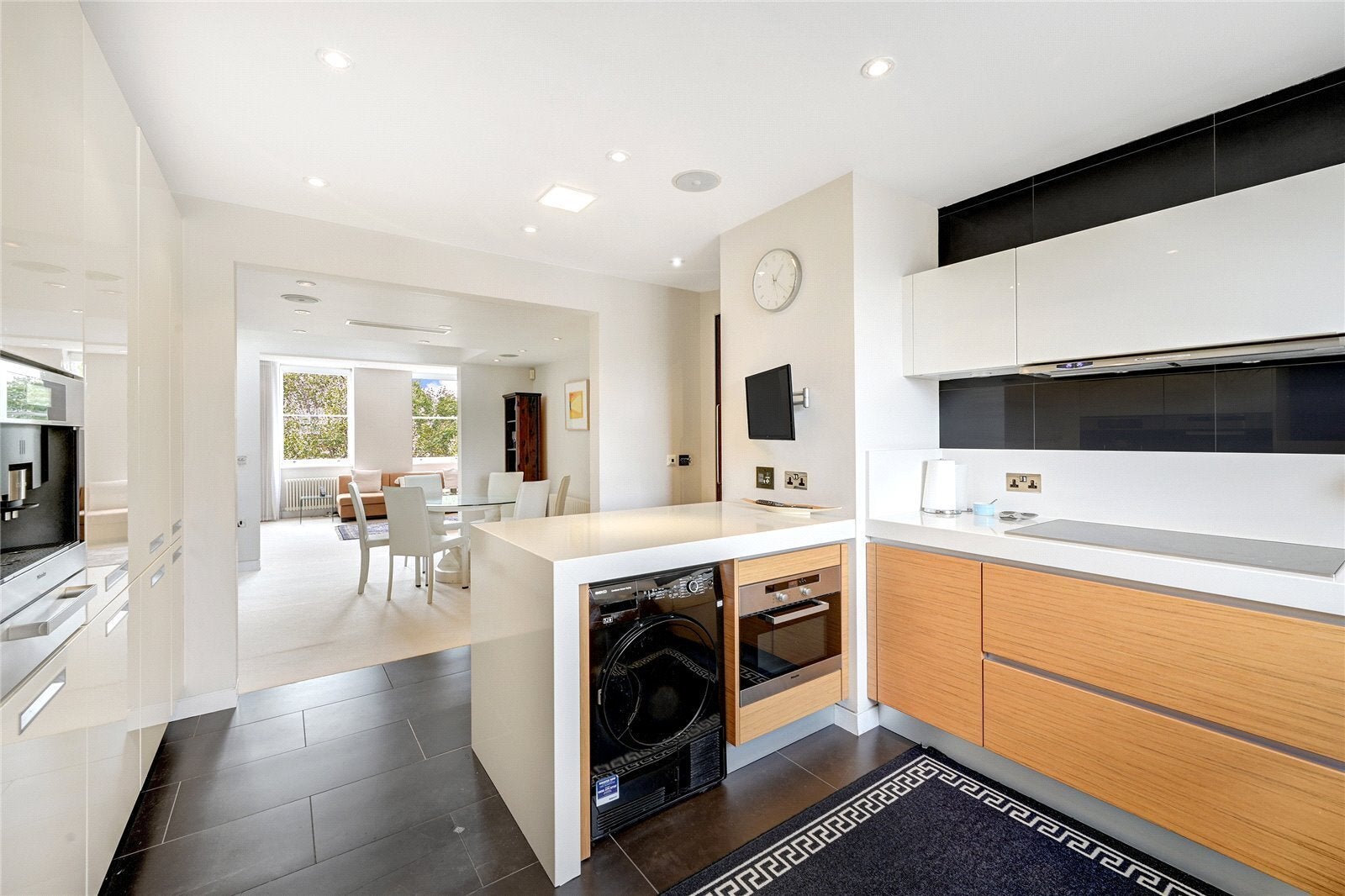 Flat Cadogan Square in Greater London