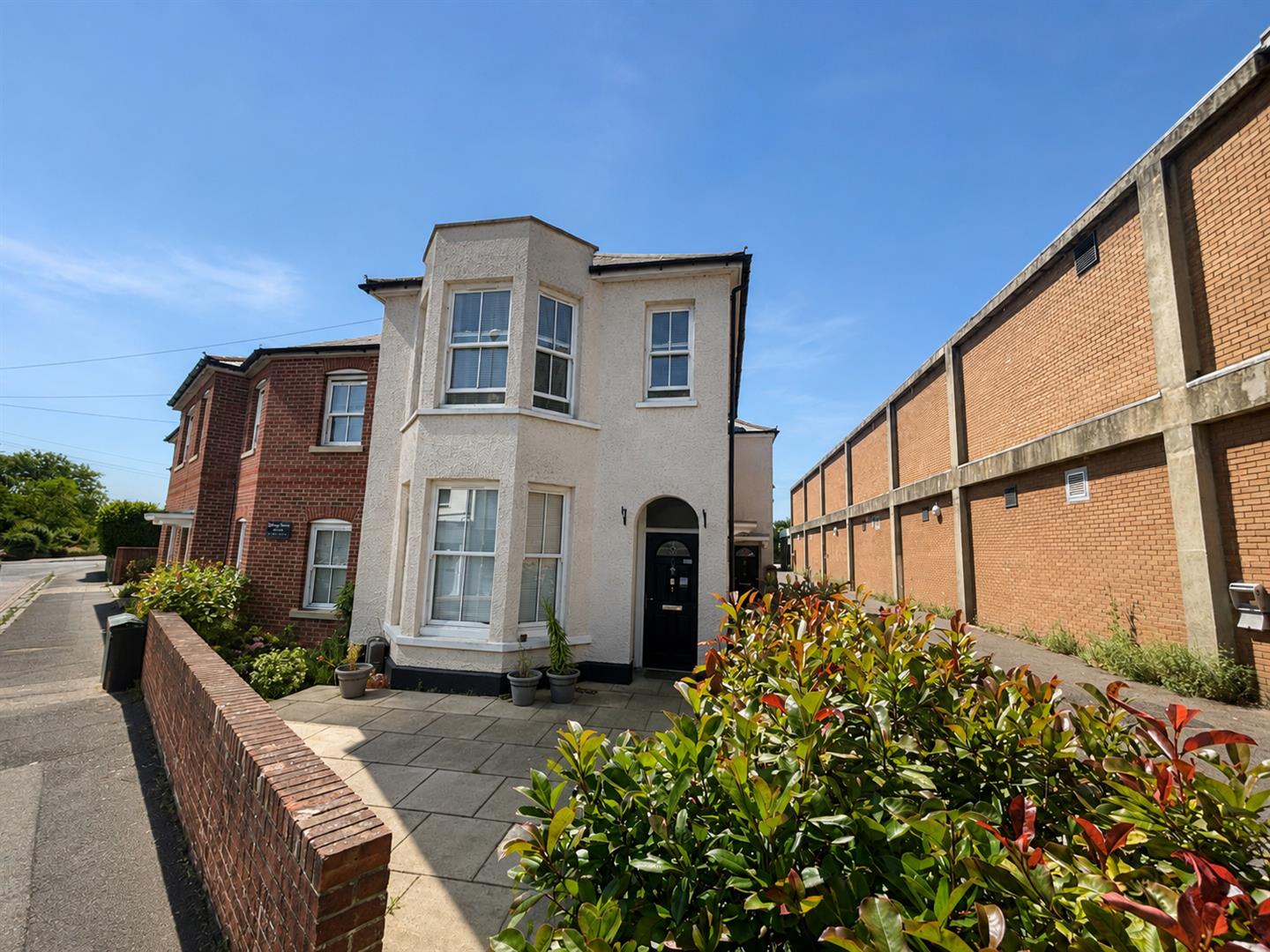 Flat Jamaica Place in Gosport