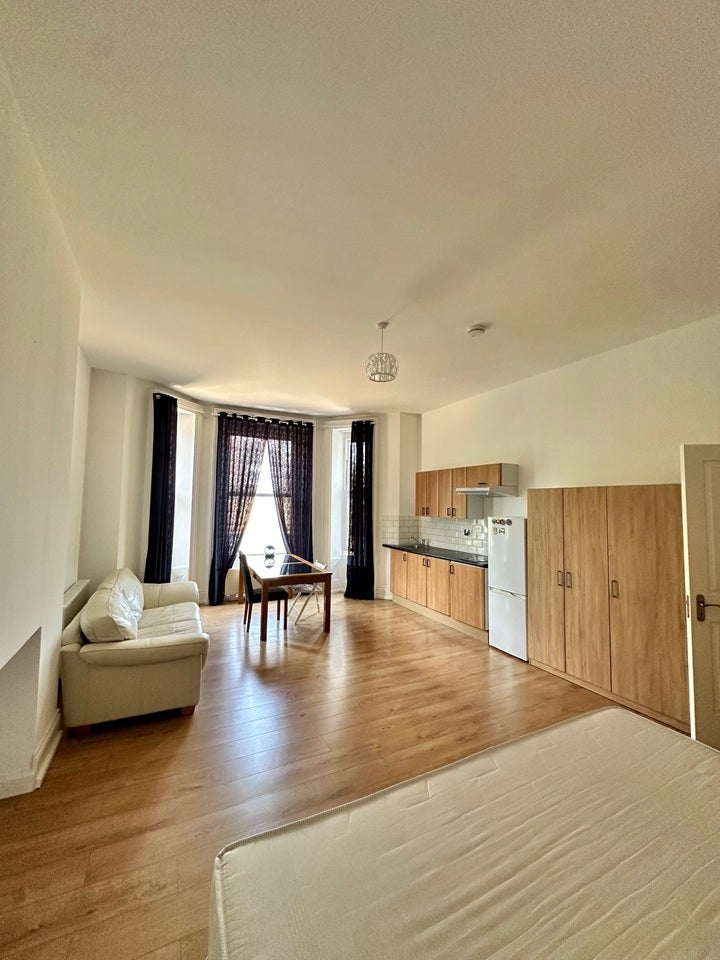 Flat Wimborne Road in Bournemouth