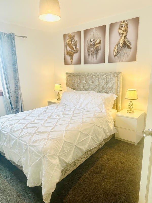 Room Drumchapel Road in Glasgow