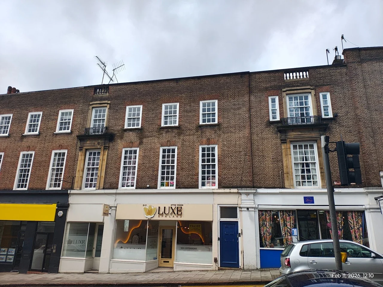 Flat Crendon Street in High Wycombe