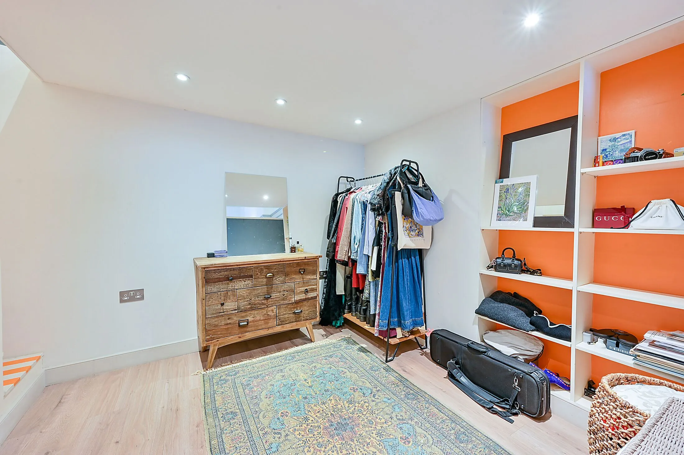Flat Wellesley Road in Greater London