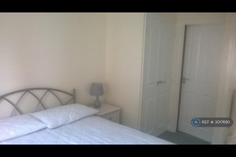 Flat Falcon Crescent in Norwich