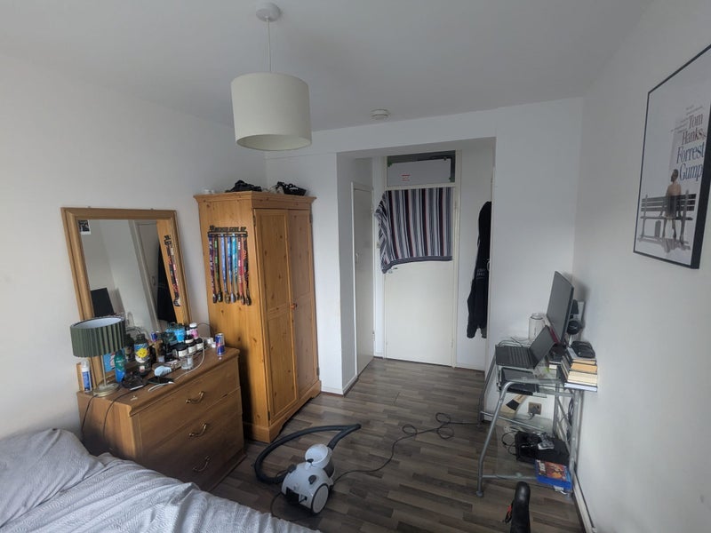 Flat Renforth Street in Greater London