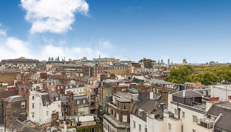 Flat Hill Street in City of Westminster