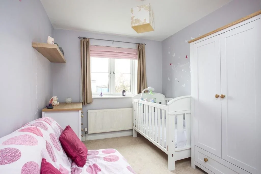 House Hunts Lane in Surrey Heath