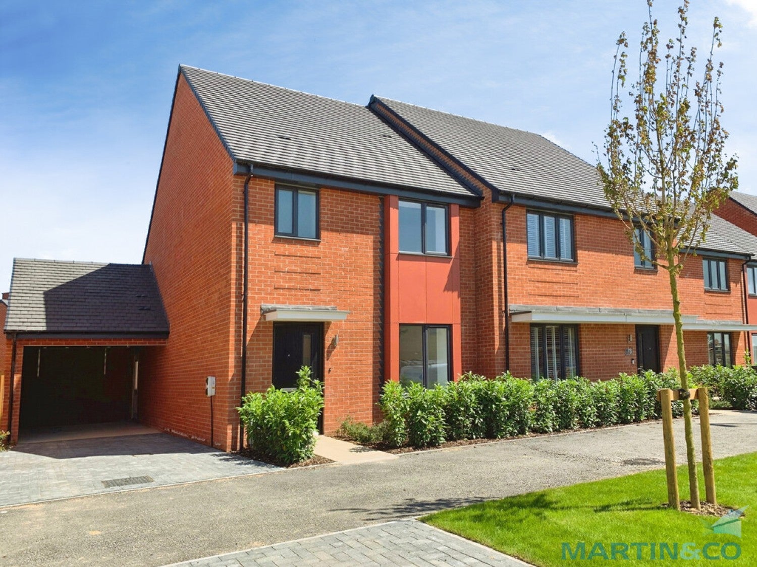House Heritage Road in Ashford