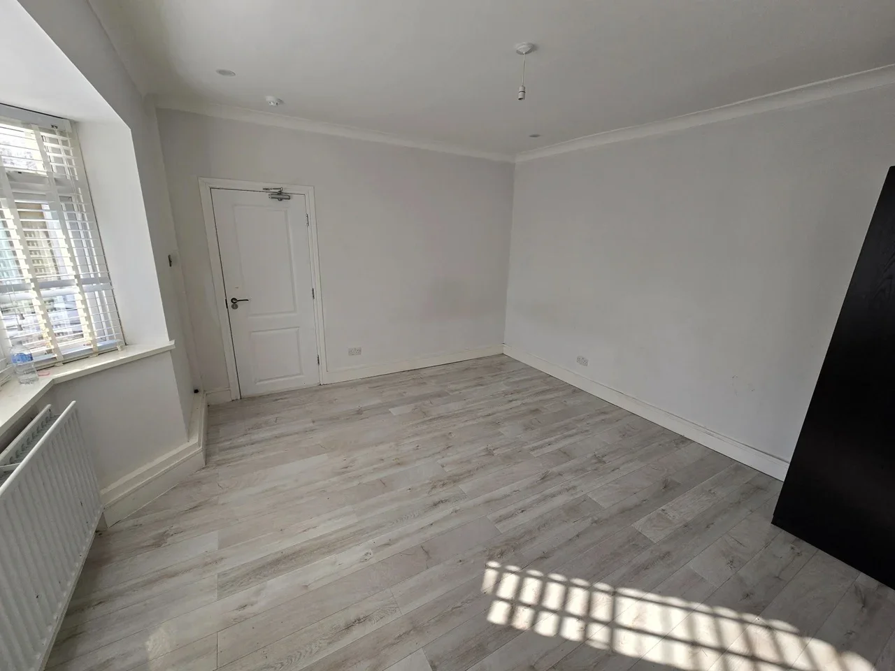 Room Mottingham Road in Greater London