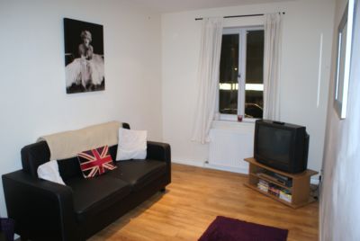 Flat Cockfosters Road in Greater London