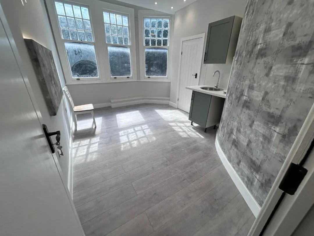 Room Fortis Green Road in Greater London