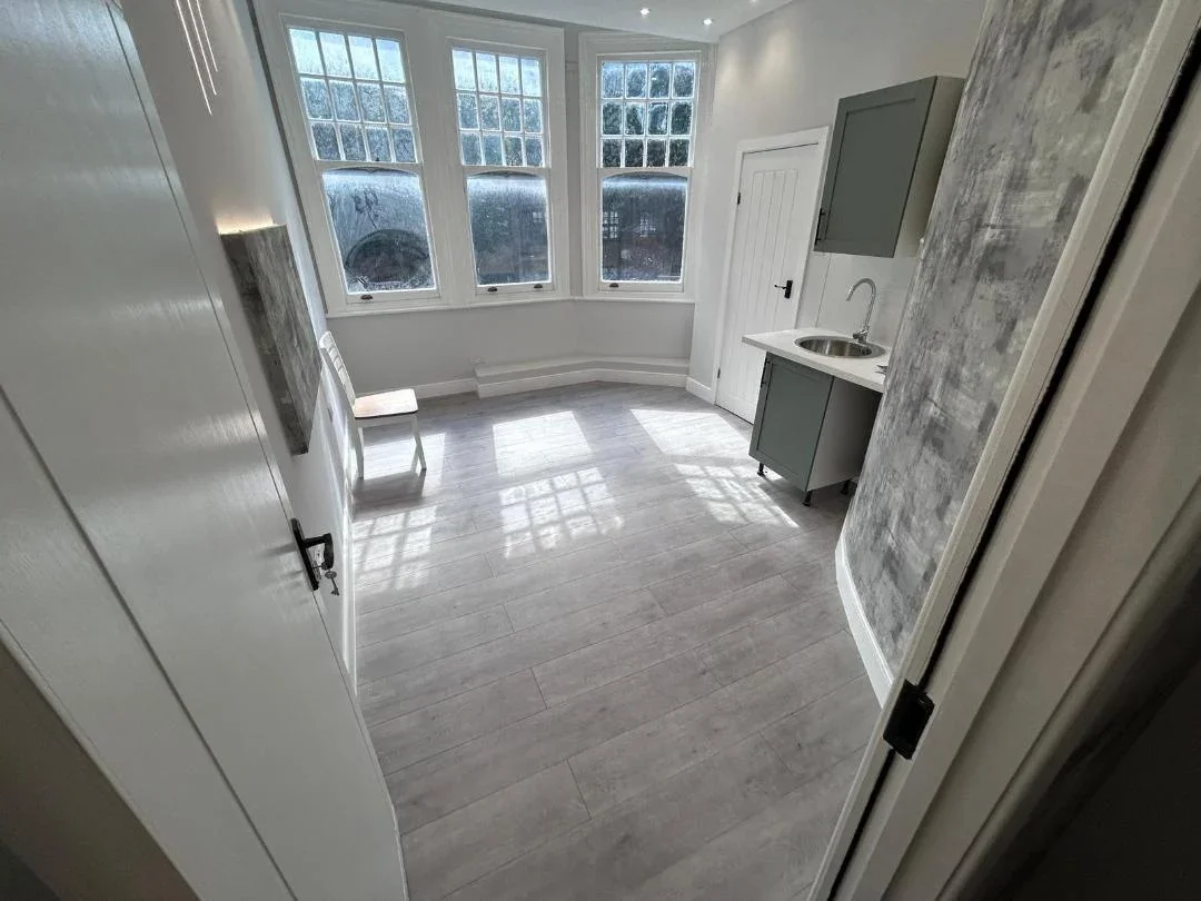 Room Fortis Green Road in Greater London