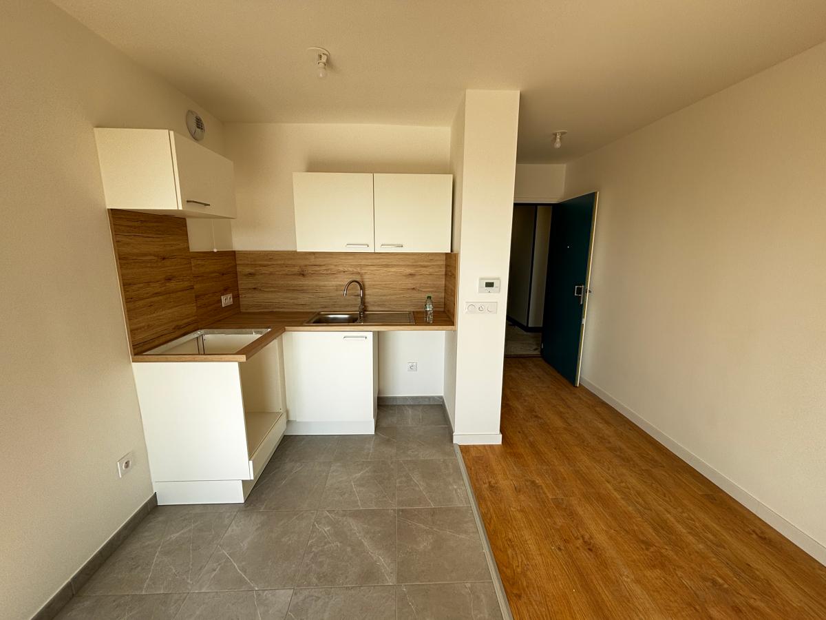 Flat Rue Gabriel Péri in Colombes
