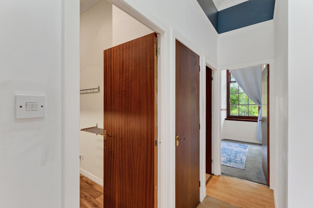 Flat Glebe Road in Galston