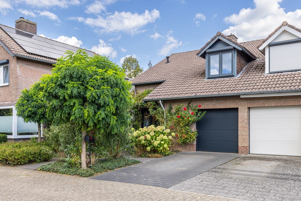 Huis Karel van Bronckhorstlaan 31 in Obbicht