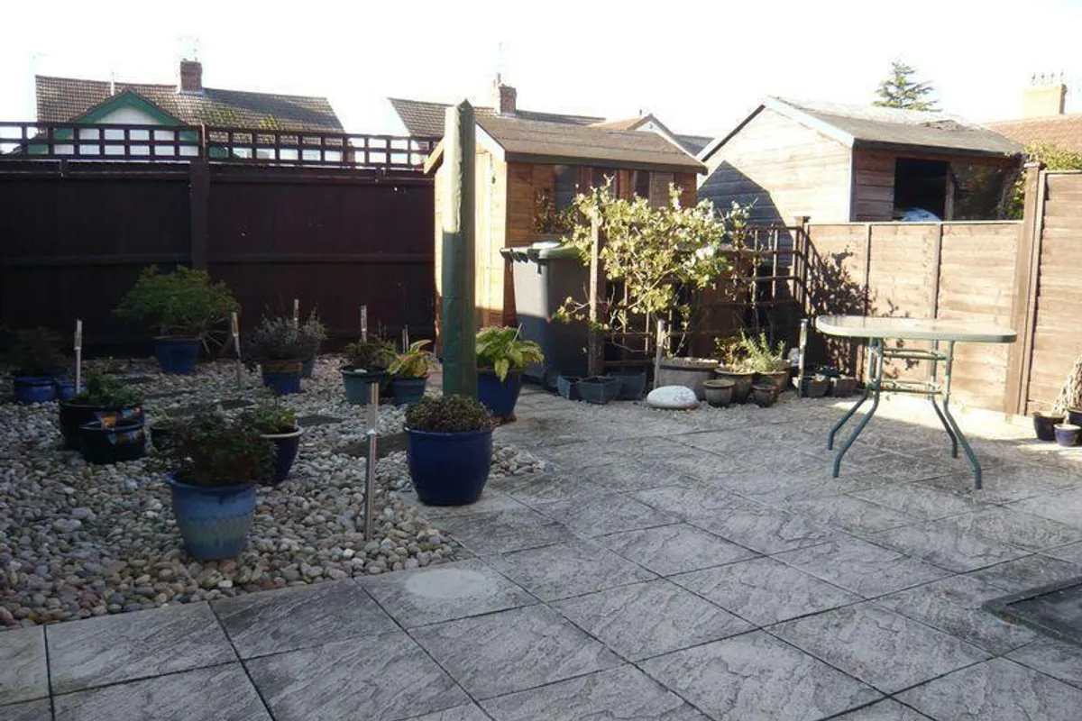 House Mulberry Close in North Kesteven
