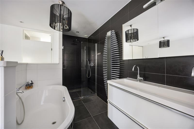 Tussenwoning te koop: Brantjesstraat 17, Purmerend