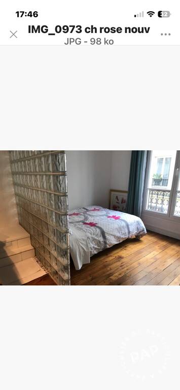 Flat Rue Fourcroy in Paris