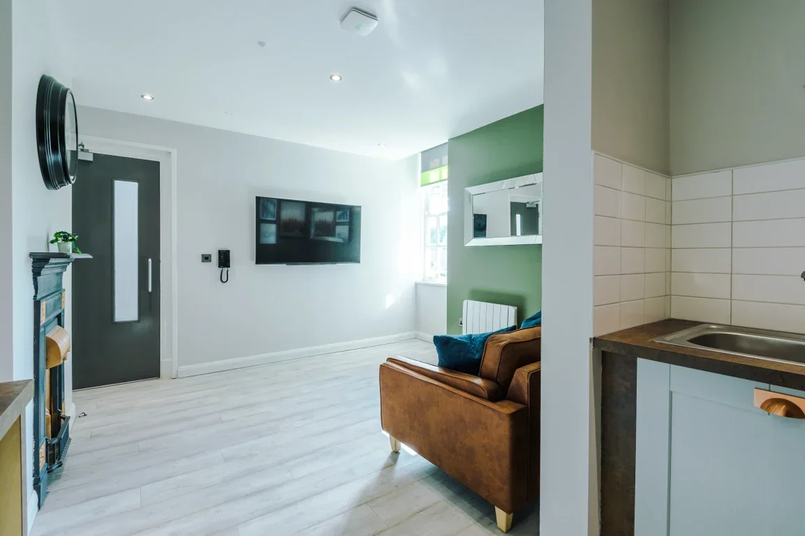 Flat Eskdale Terrace in Newcastle upon Tyne