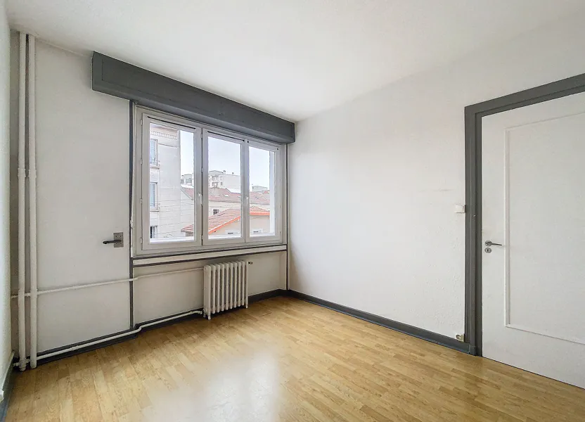Flat Avenue Léon Blum in Clermont-Ferrand