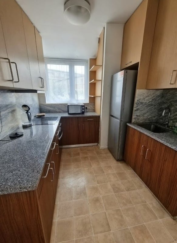 Flat Lucey Way in Greater London
