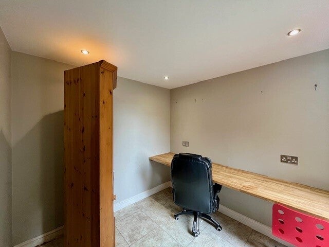 House Horton Close in Fairford Leys