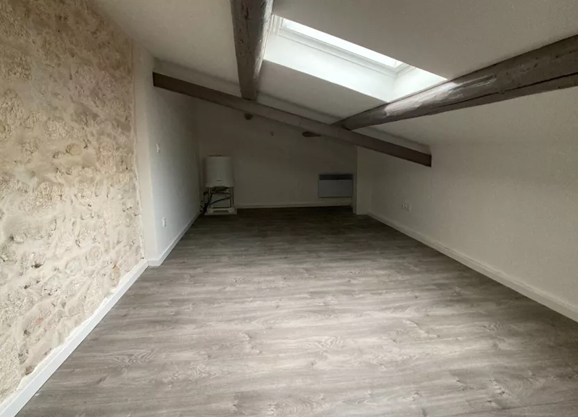 Appartement Avenue de la République à Lunel-Viel