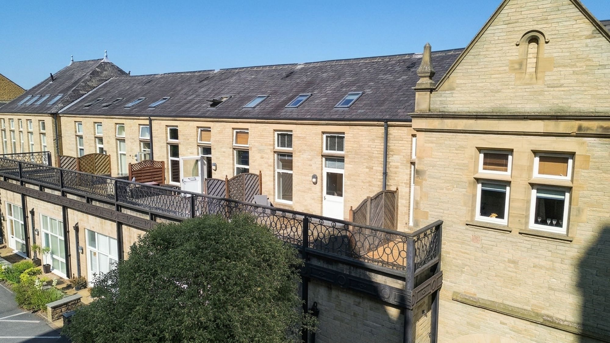 Flat Charlotte Close in Calderdale