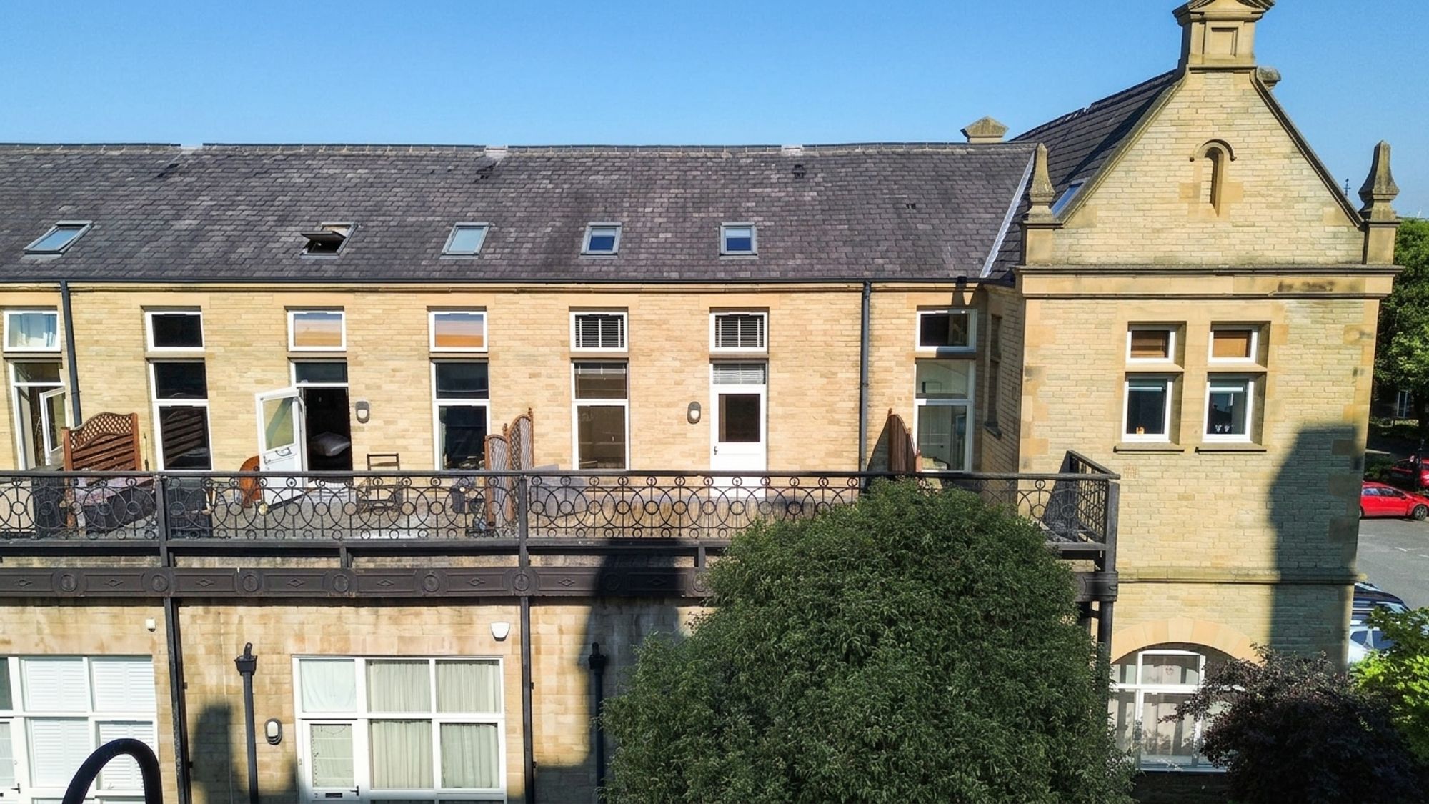 Flat Charlotte Close in Calderdale