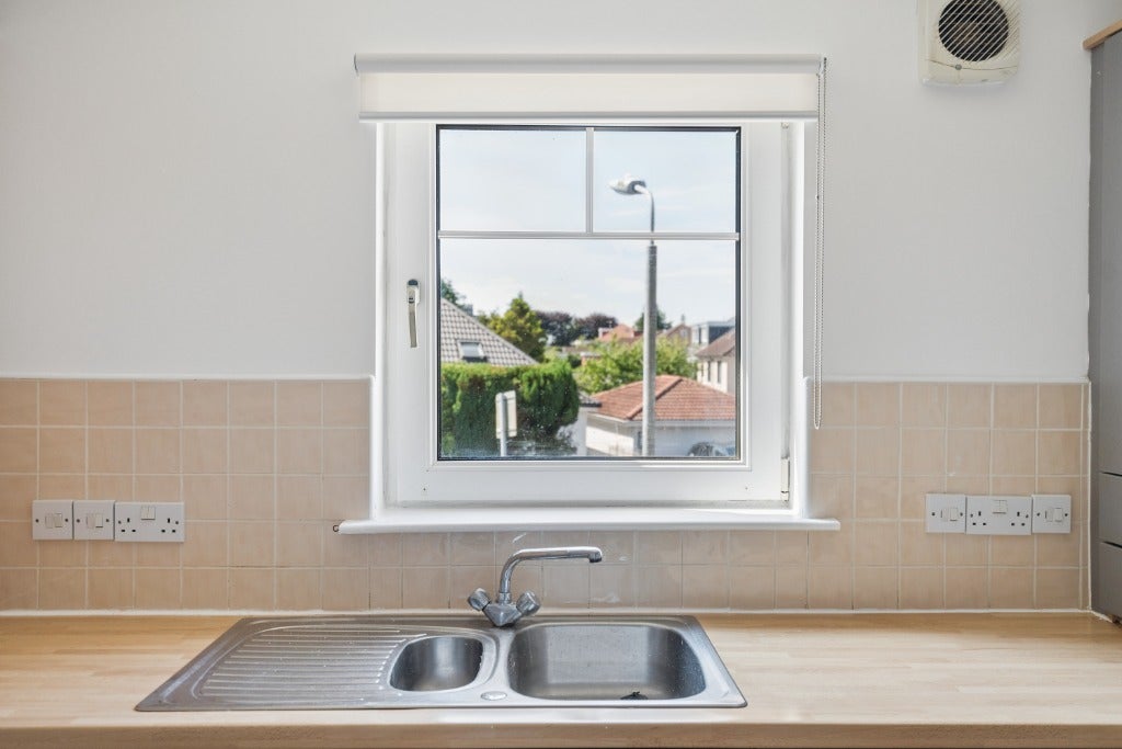 House Whitelaw Gardens in Bishopbriggs