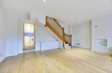 House Hillersdon in Wexham Court