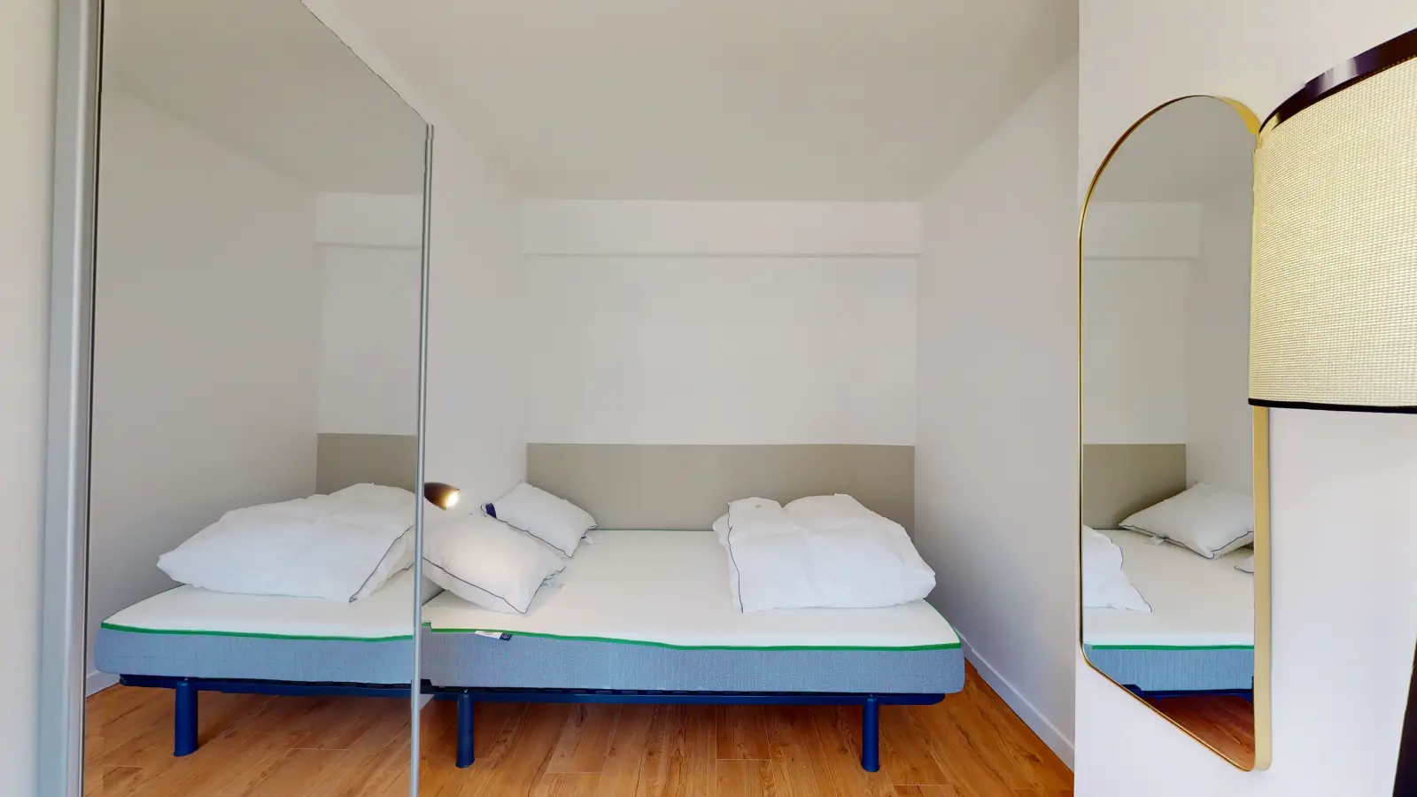 Room Rue de l'Alma in Courbevoie
