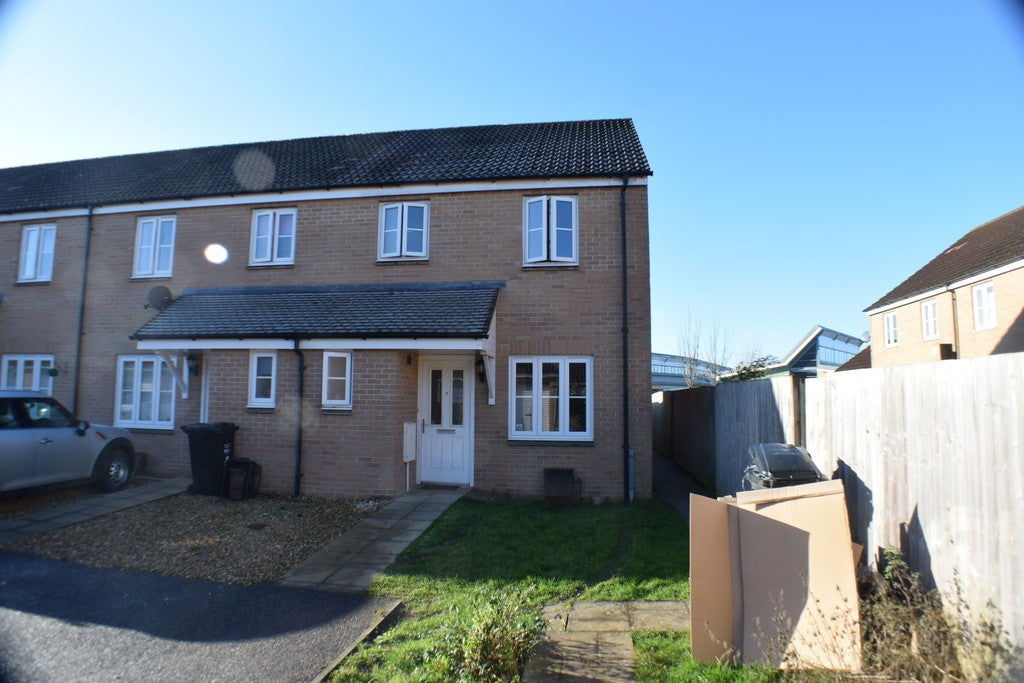 House Scania Close in North Petherton