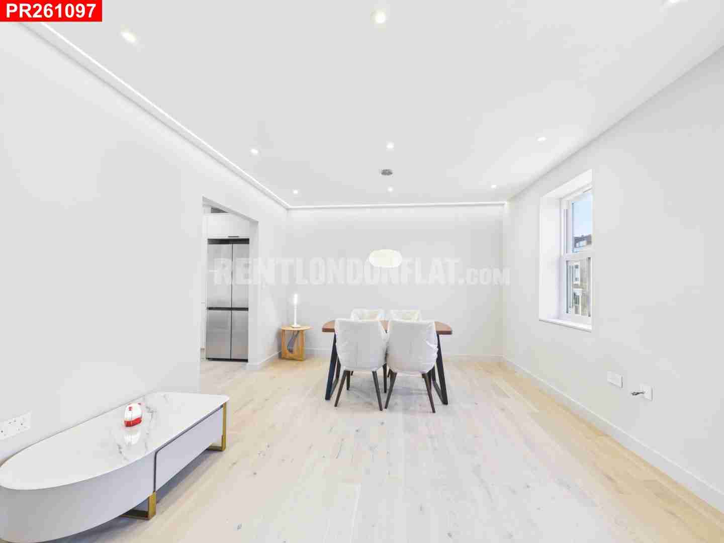 Flat Chatsworth Road in Greater London
