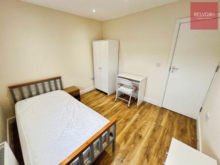 Room Corporation Road in Grimsby