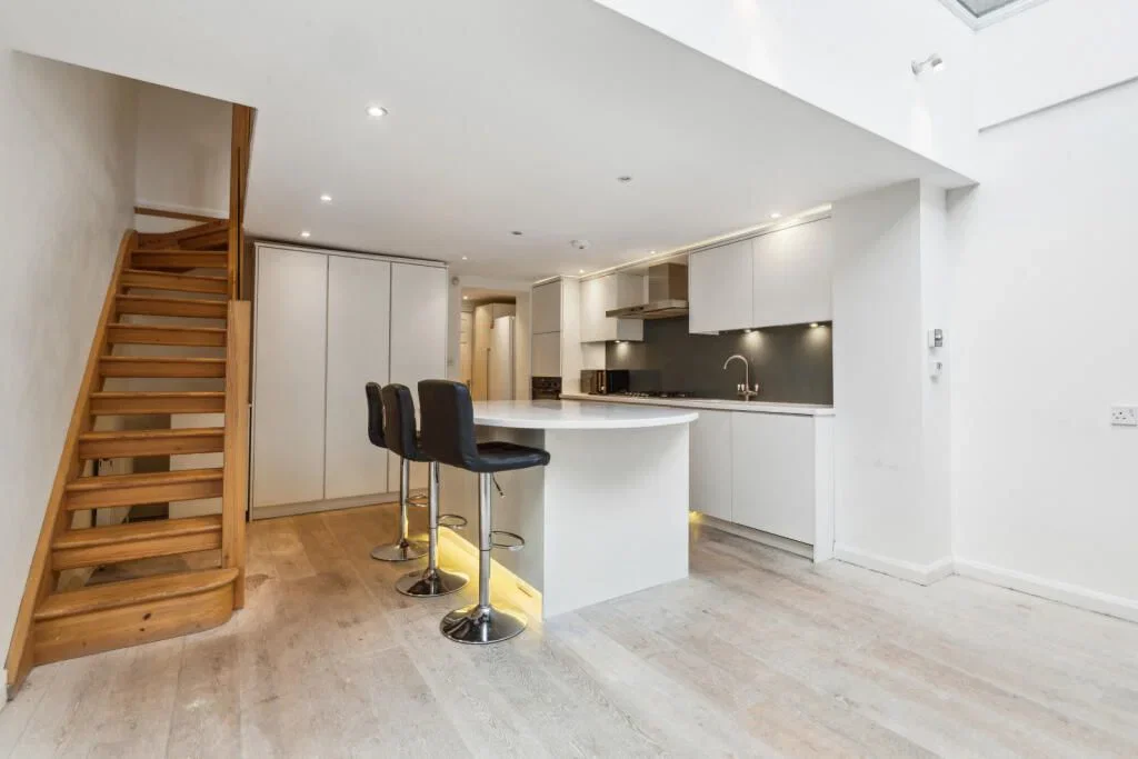 House Mornington Crescent in Greater London