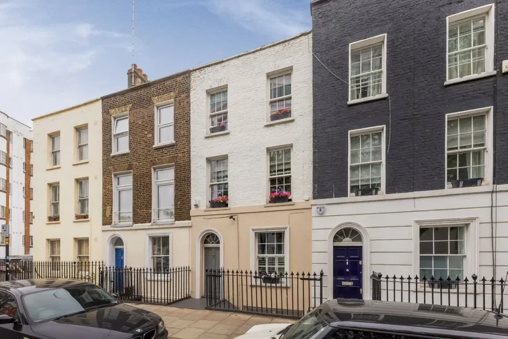 House Mornington Crescent in Greater London